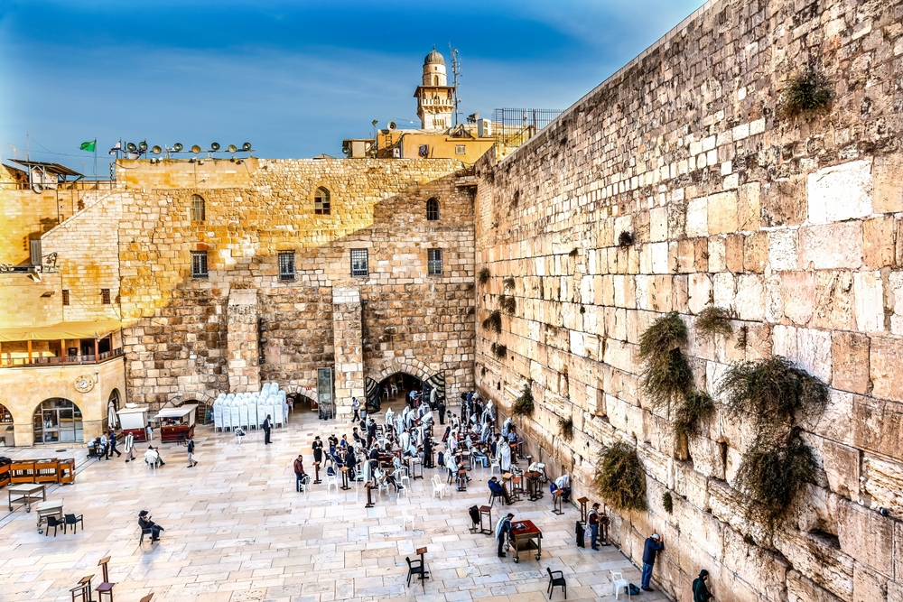 Mourning the Destruction of the Temple - the Western Wall